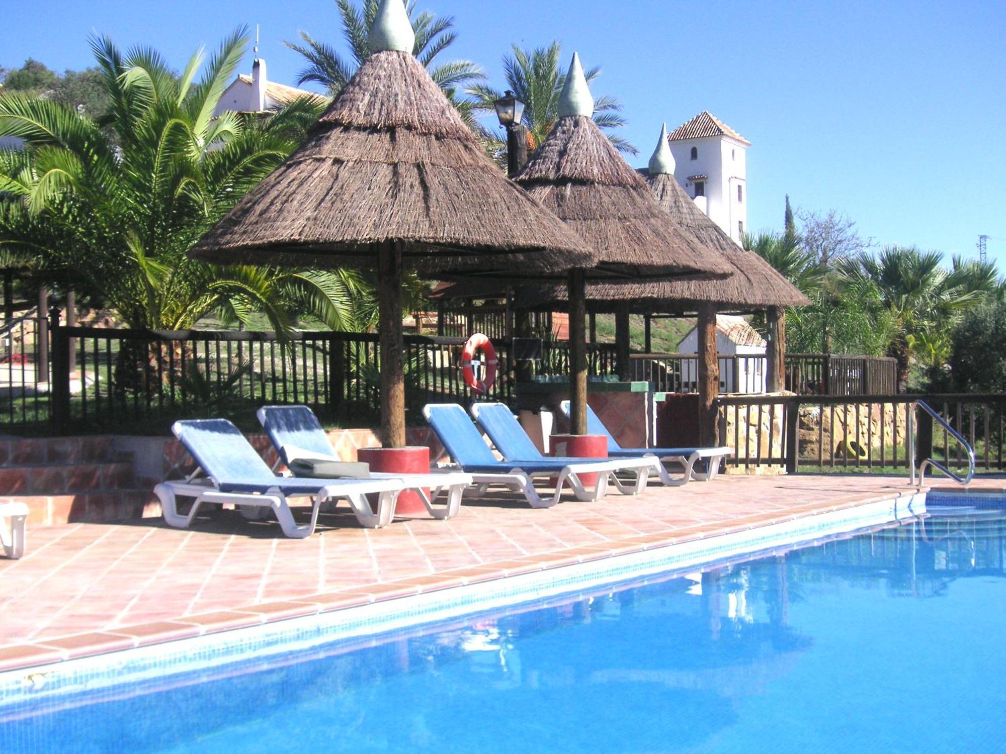 Rural Cottage, With Pool & Optional Private 6 Guests Jacuzzi Tolox Eksteriør billede