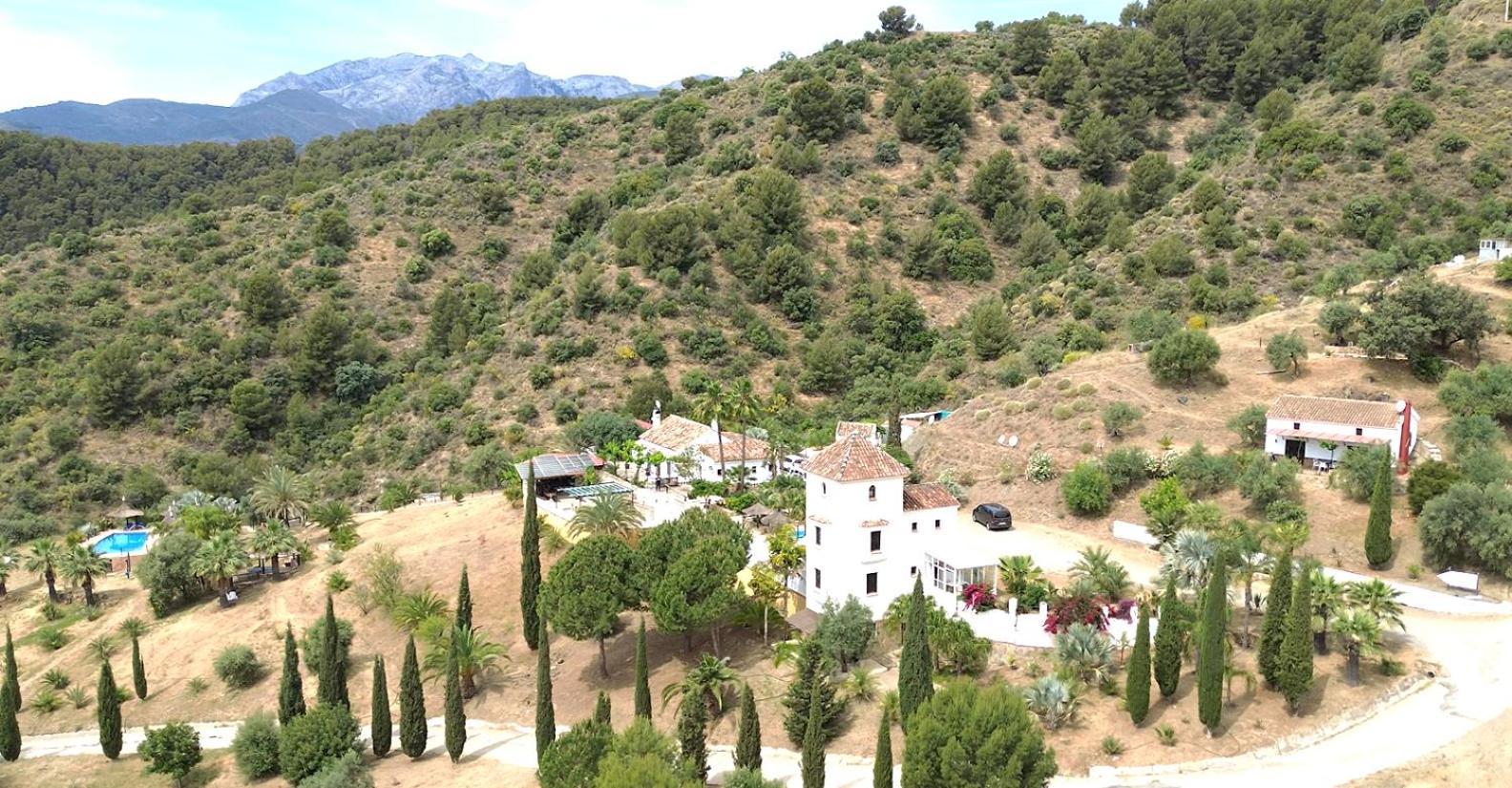 Rural Cottage, With Pool & Optional Private 6 Guests Jacuzzi Tolox Eksteriør billede